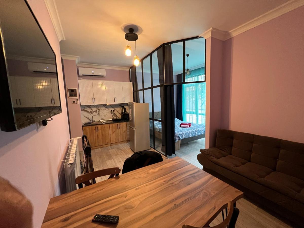 Apartment Merabi Batumi Kültér fotó