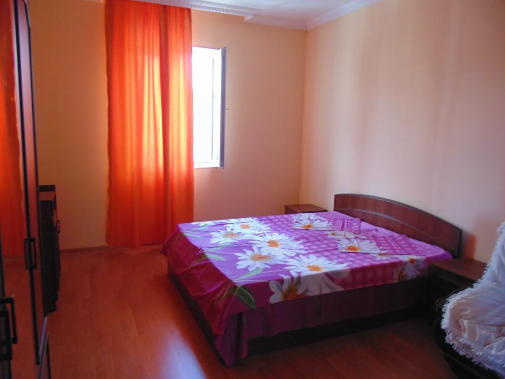 Apartment Merabi Batumi Szoba fotó